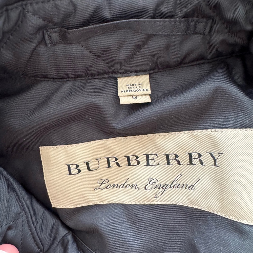 Burberry Black Quilted Women's Jacket - Picture 2 of 6